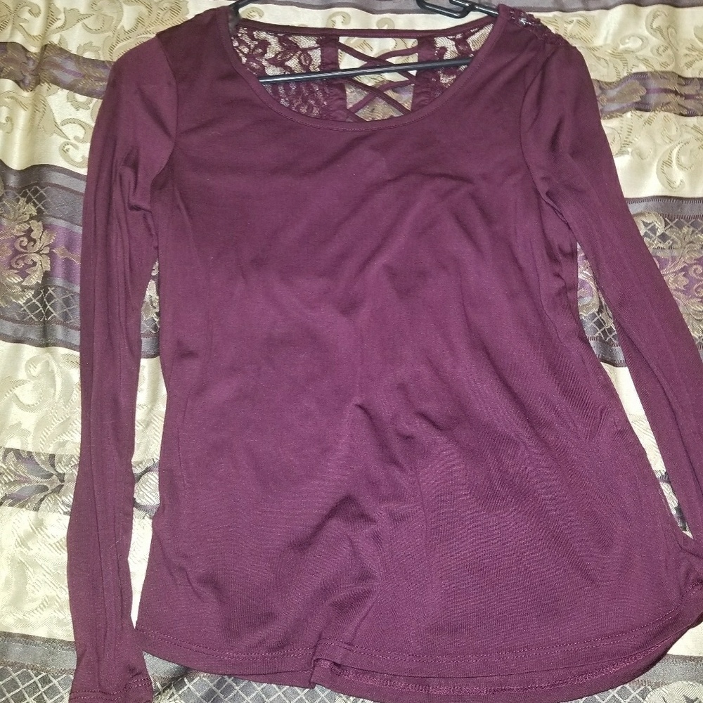 Lightweight top